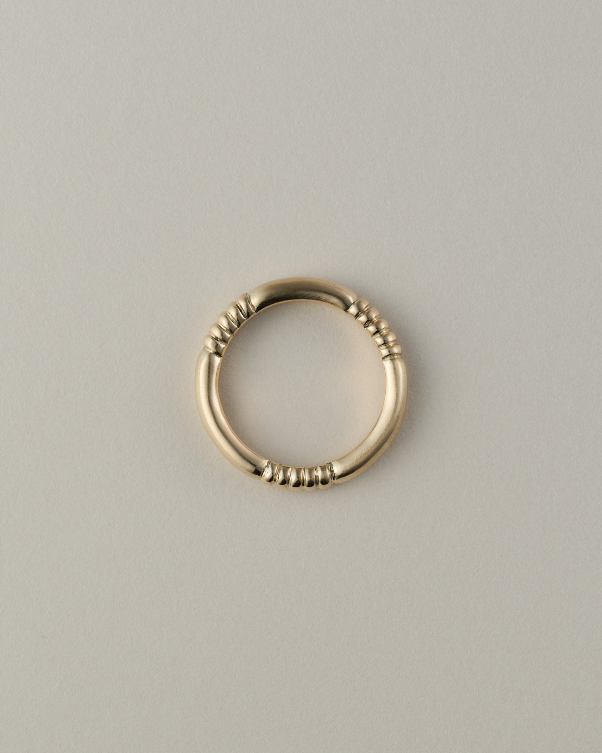 Knot ring gold