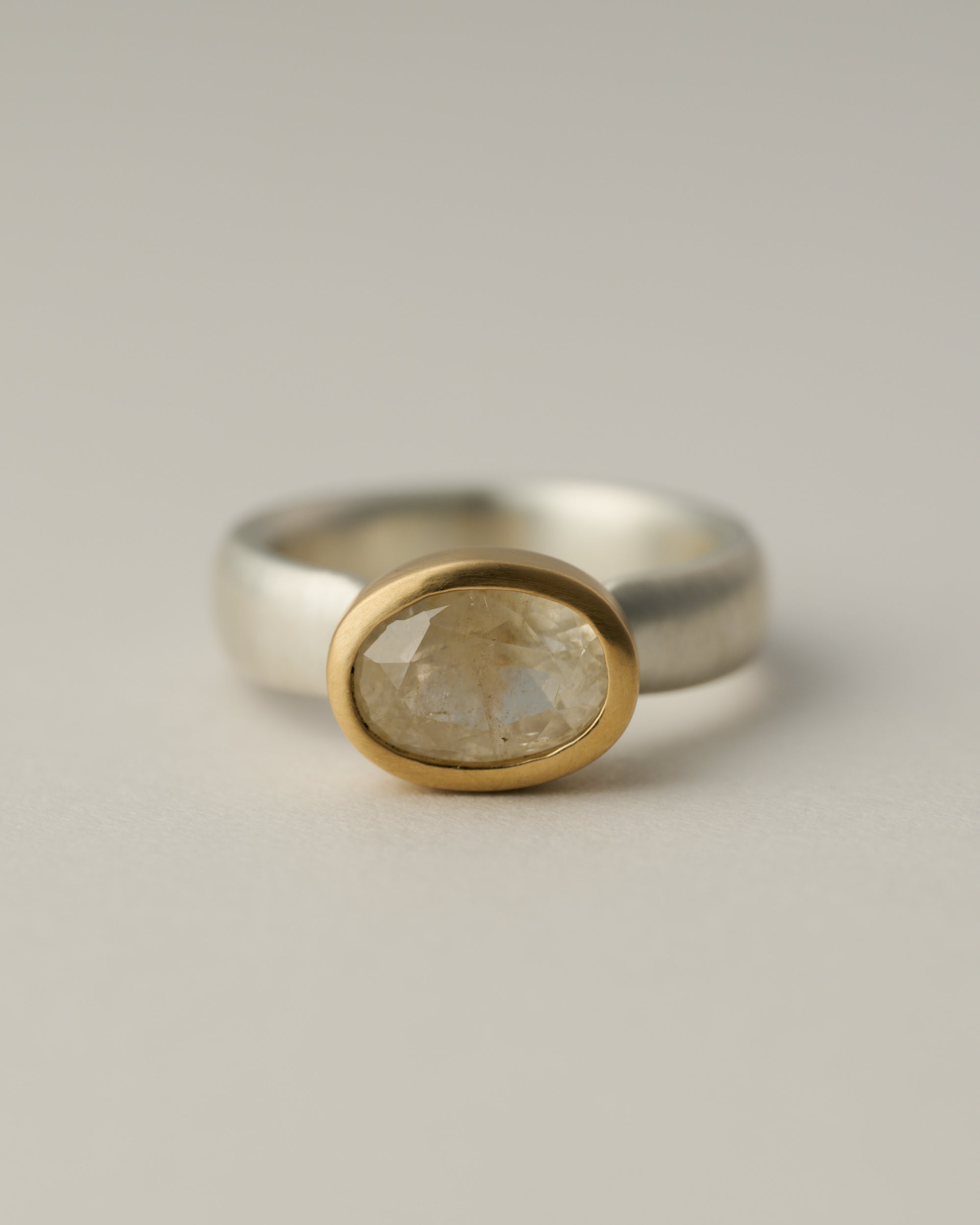 Solstice ring - awai -